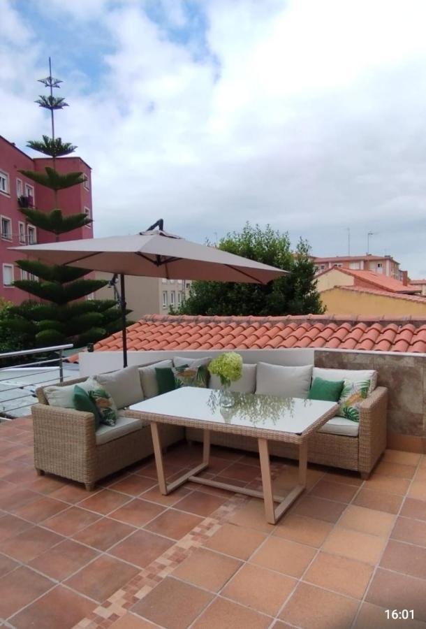 Apartamento Villalvaro Con Parking Santander Eksteriør billede