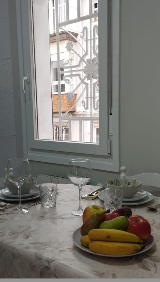Apartamento Villalvaro Con Parking Santander Eksteriør billede